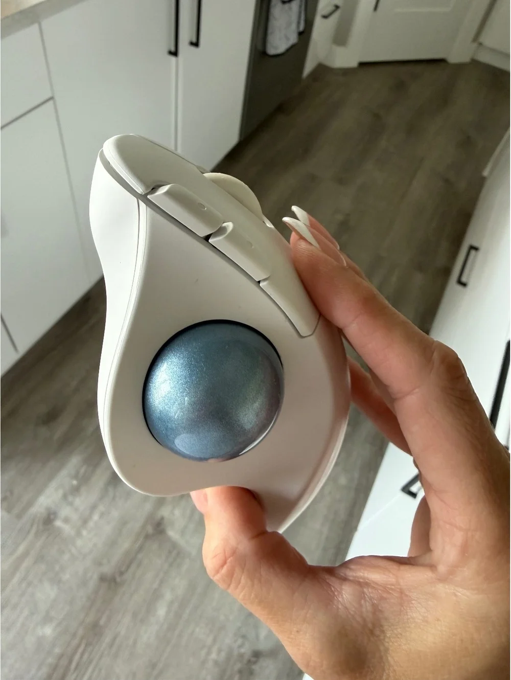 Logitech Ergo M575 Wireless Trackball Mouse - Off White